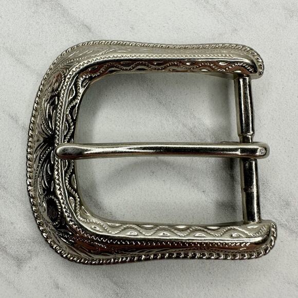 Western Style Silver Engraved Belt Buckle Classic Design ✨ - Picture 1 of 7